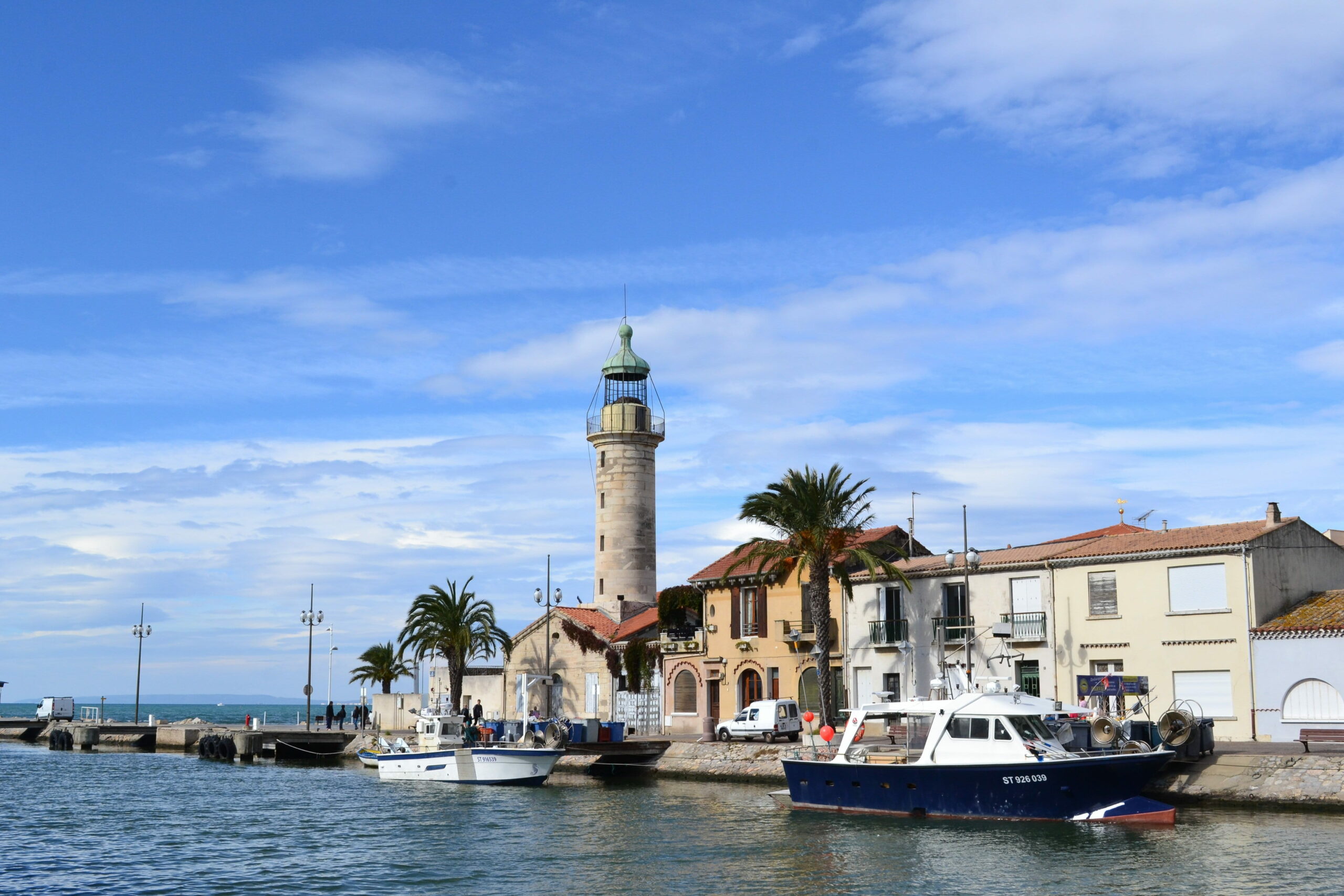juliacasado1-lighthouse-1087923 (1) Location bateau camargue