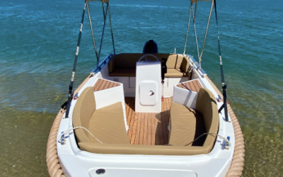 CIRCUIT 8H (JOURNÉE-COMPLÈTE) EN BATEAU SANS PERMIS
